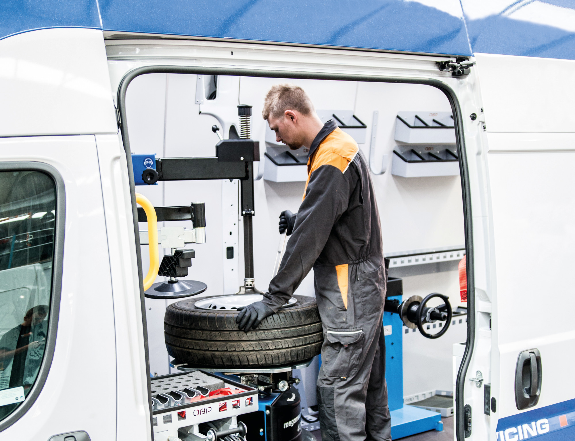 Mobile Tyre Fitting Van